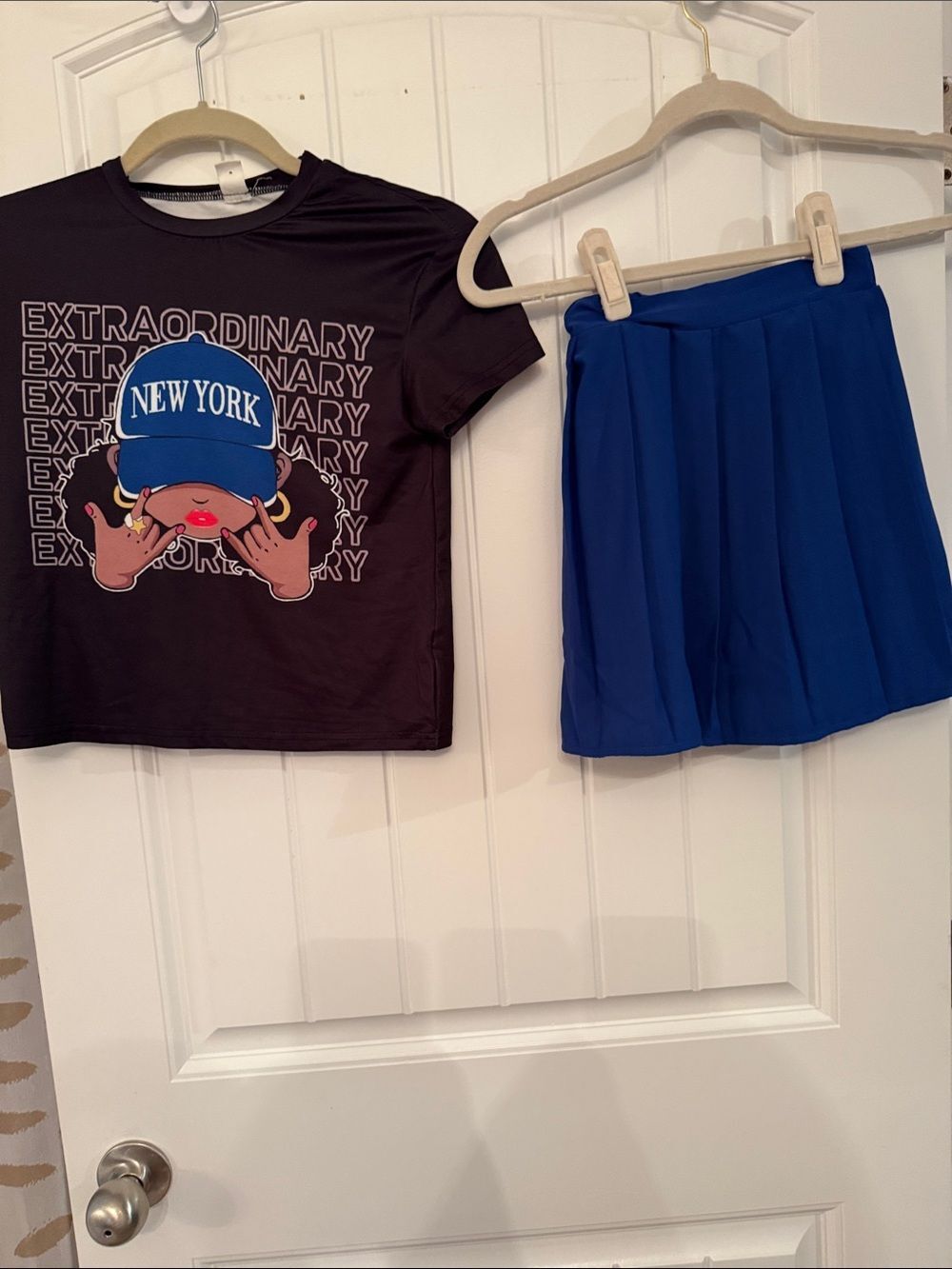 SHEIN Black Graphic Tee with White Tag Detail